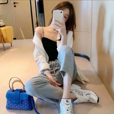 纸月亮